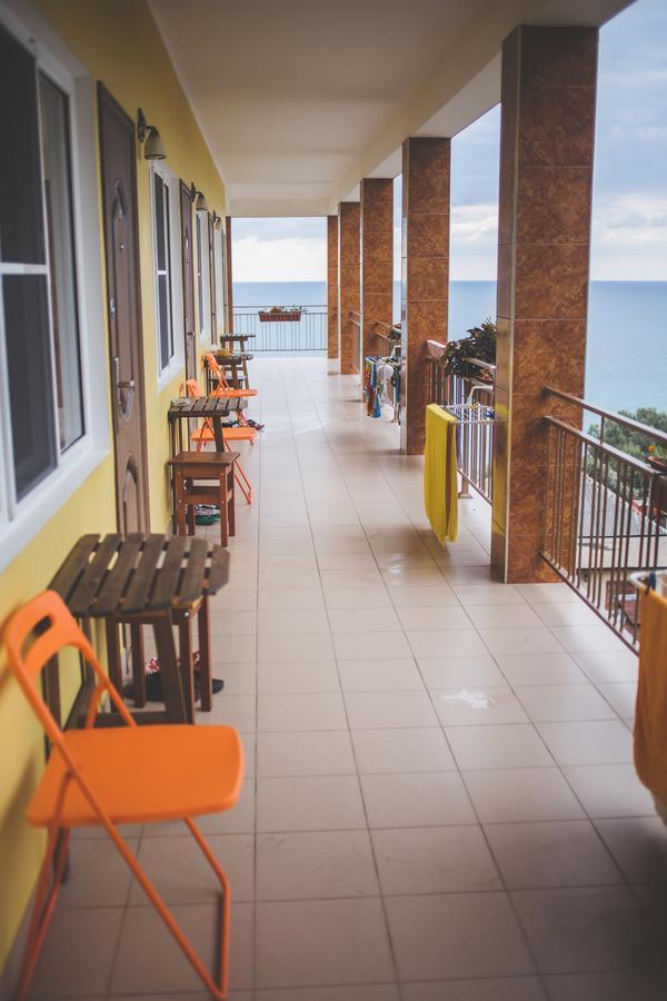 Guest House Arlen Tsandrypsh Bagian luar foto