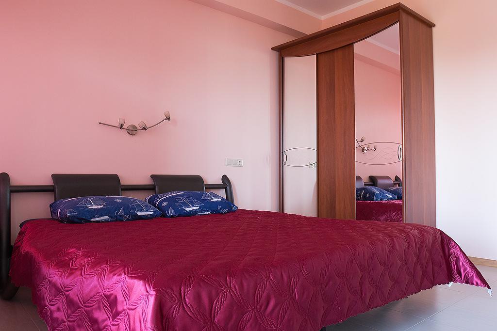 Guest House Arlen Tsandrypsh Bagian luar foto
