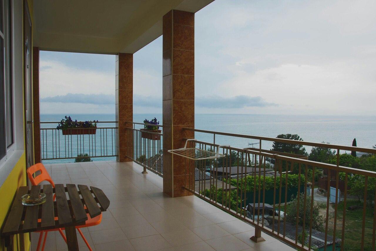 Guest House Arlen Tsandrypsh Bagian luar foto