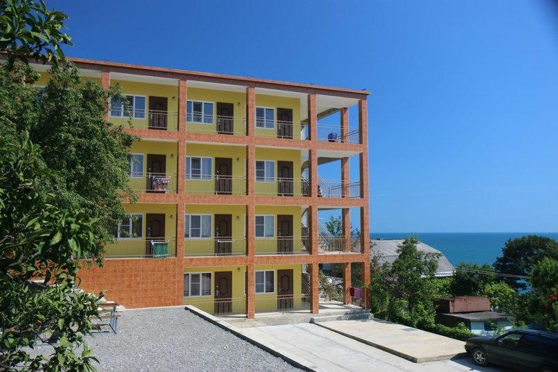 Guest House Arlen Tsandrypsh Bagian luar foto
