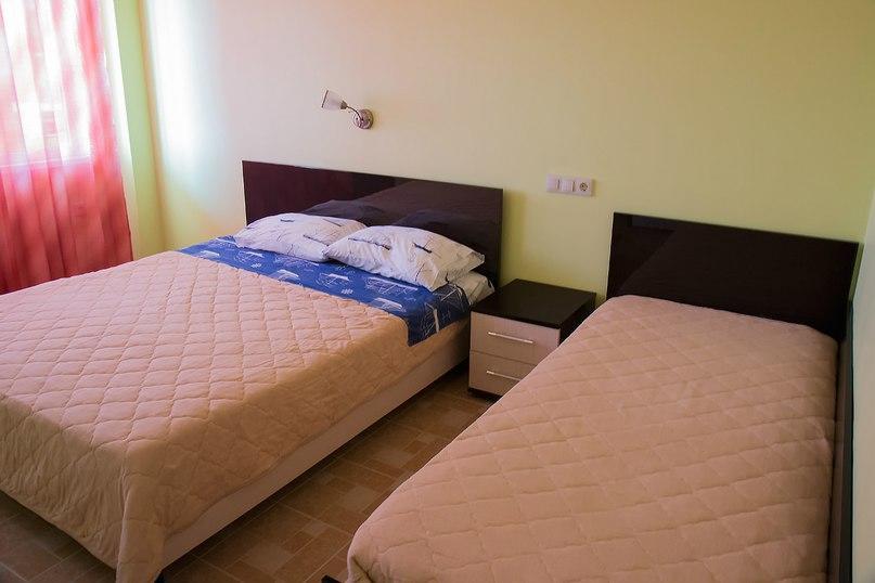 Guest House Arlen Tsandrypsh Bagian luar foto