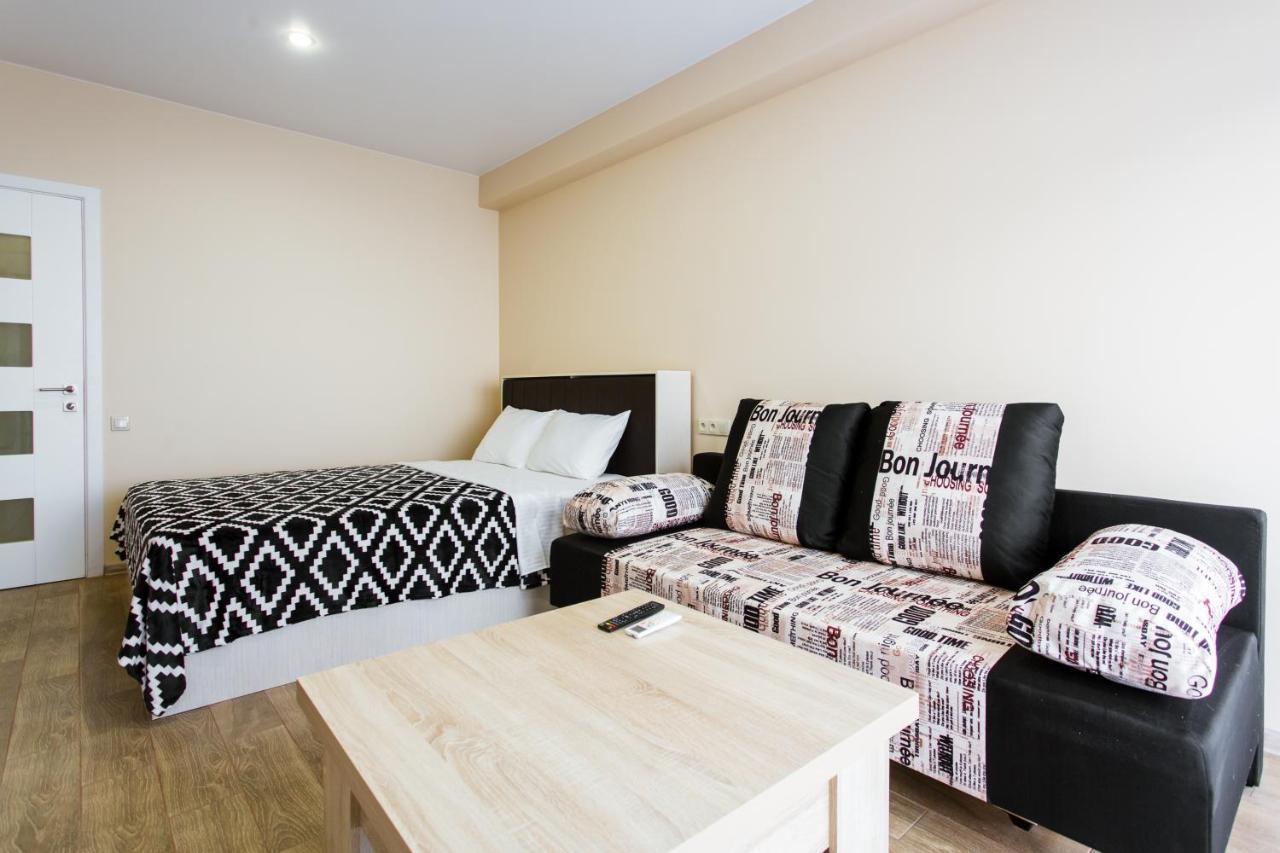 Guest House Arlen Tsandrypsh Bagian luar foto