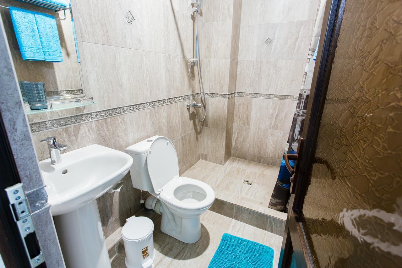 Guest House Arlen Tsandrypsh Bagian luar foto