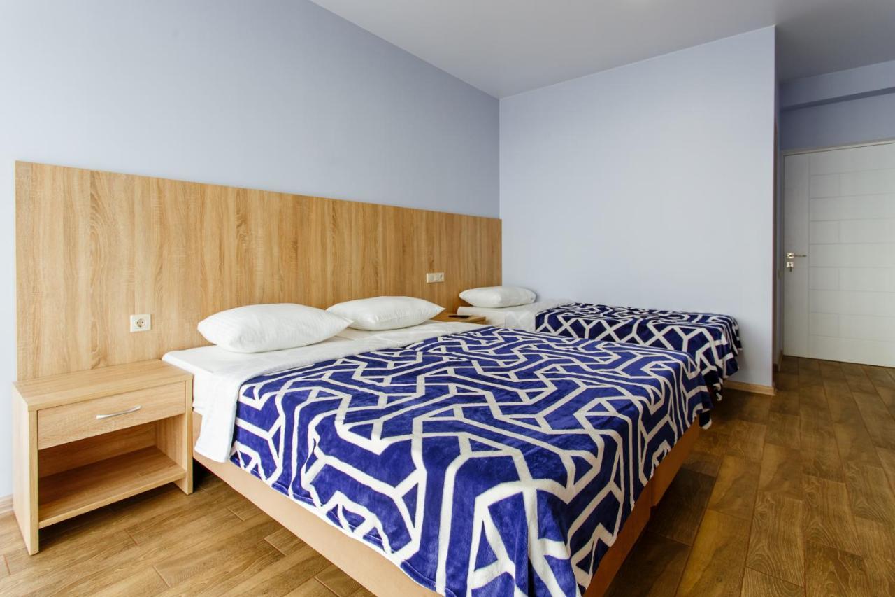 Guest House Arlen Tsandrypsh Bagian luar foto